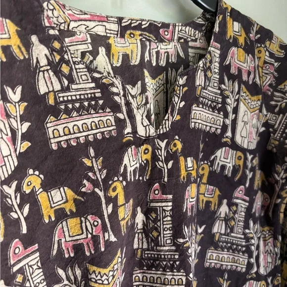 Colorful Patterned Tunic - Picture 2 of 4